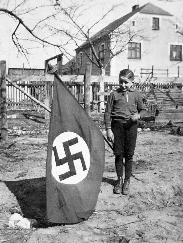 32张纳粹德国青年团照片,给人带来噩梦的时刻