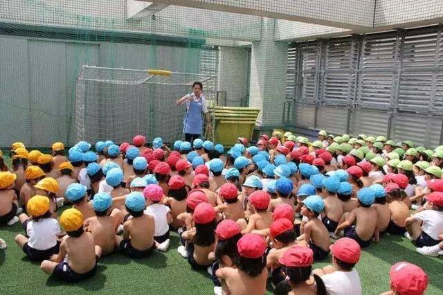 日本学校实行“裸教育”被刷屏，引无数猜忌，此举到底意欲何为