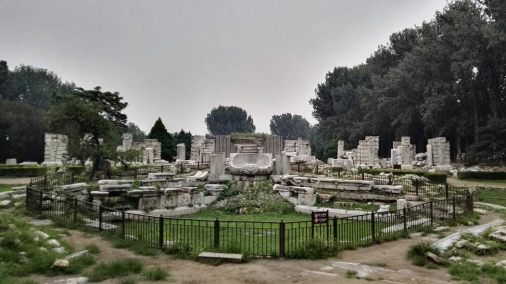 辉煌|圆明园，被洗劫的连石头都不剩，却不料废墟中还暗藏5万多件文物