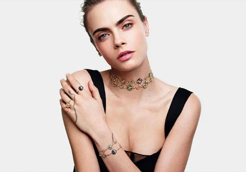 珠宝|5种首饰搭配让你年轻又时尚