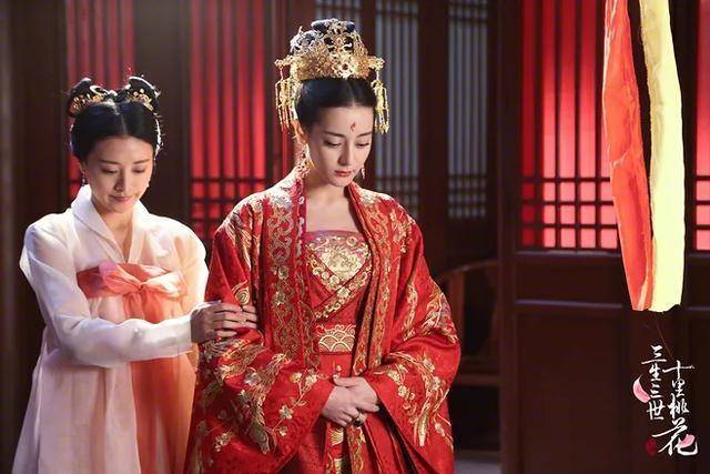 三生三世|看完迪丽热巴在《三生三世》中11个造型,不愧是四海八荒第二绝色!