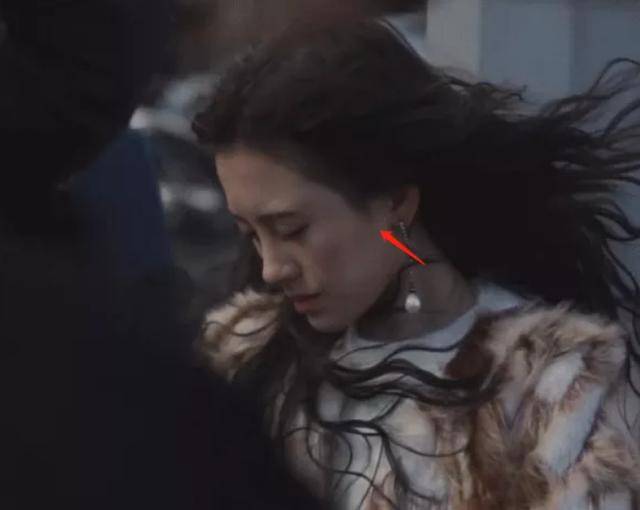 慎入|鞠婧祎再次暴露真实发量，痕迹明显密集恐惧症患者慎入