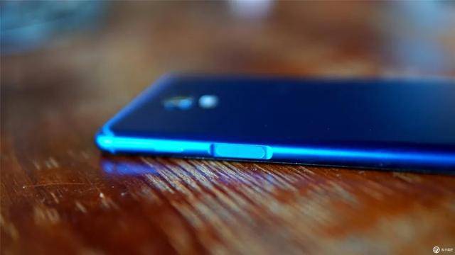 屏幕|国内厂商攻克LCD屏幕指纹识别难题，而且是任意位置识别