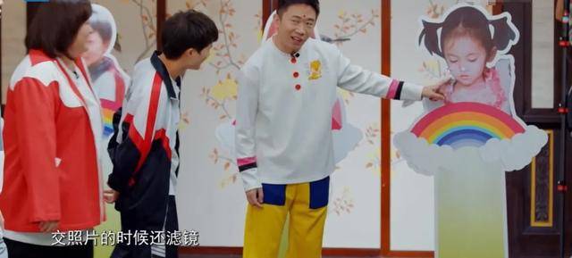 慎入|鞠婧祎再次暴露真实发量，痕迹明显密集恐惧症患者慎入