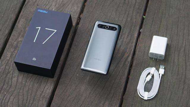 真香|魅族17测评：120Hz直屏，真香警告？