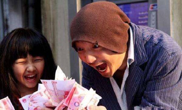 张子枫到底多优秀?冯小刚直言,她是天才!