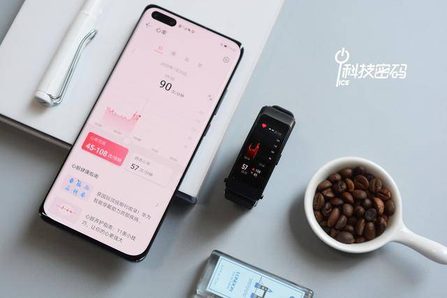 原创华为手环b6评测:原来通话手环这么香!