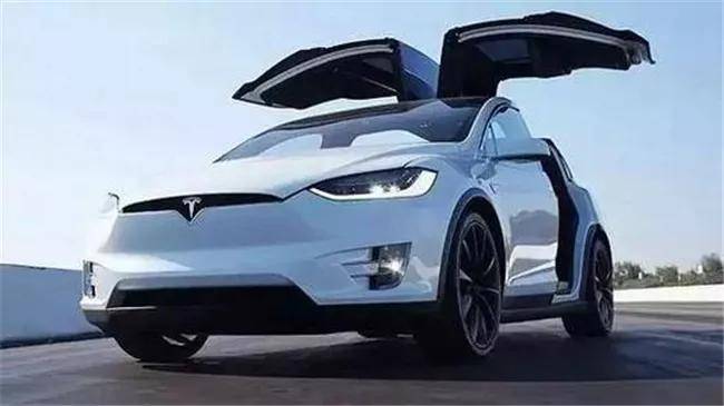 特斯拉|何小鹏警惕特斯拉开放软件技术 专家称马斯克在作秀