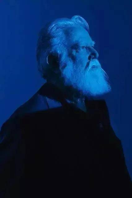 豪宅|连浴缸都是黄金的？肯豆最新曝光的上亿豪宅里，竟然惊现东北酸菜缸！