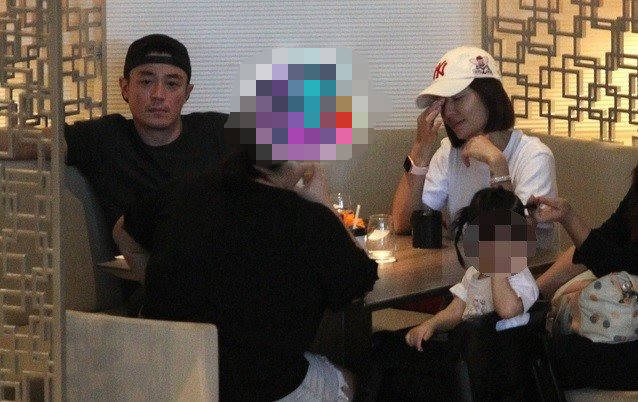 林心如霍建华女儿被赞长相漂亮,家教严谨有礼貌
