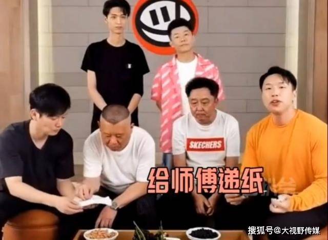 点击图片看原样大小图片