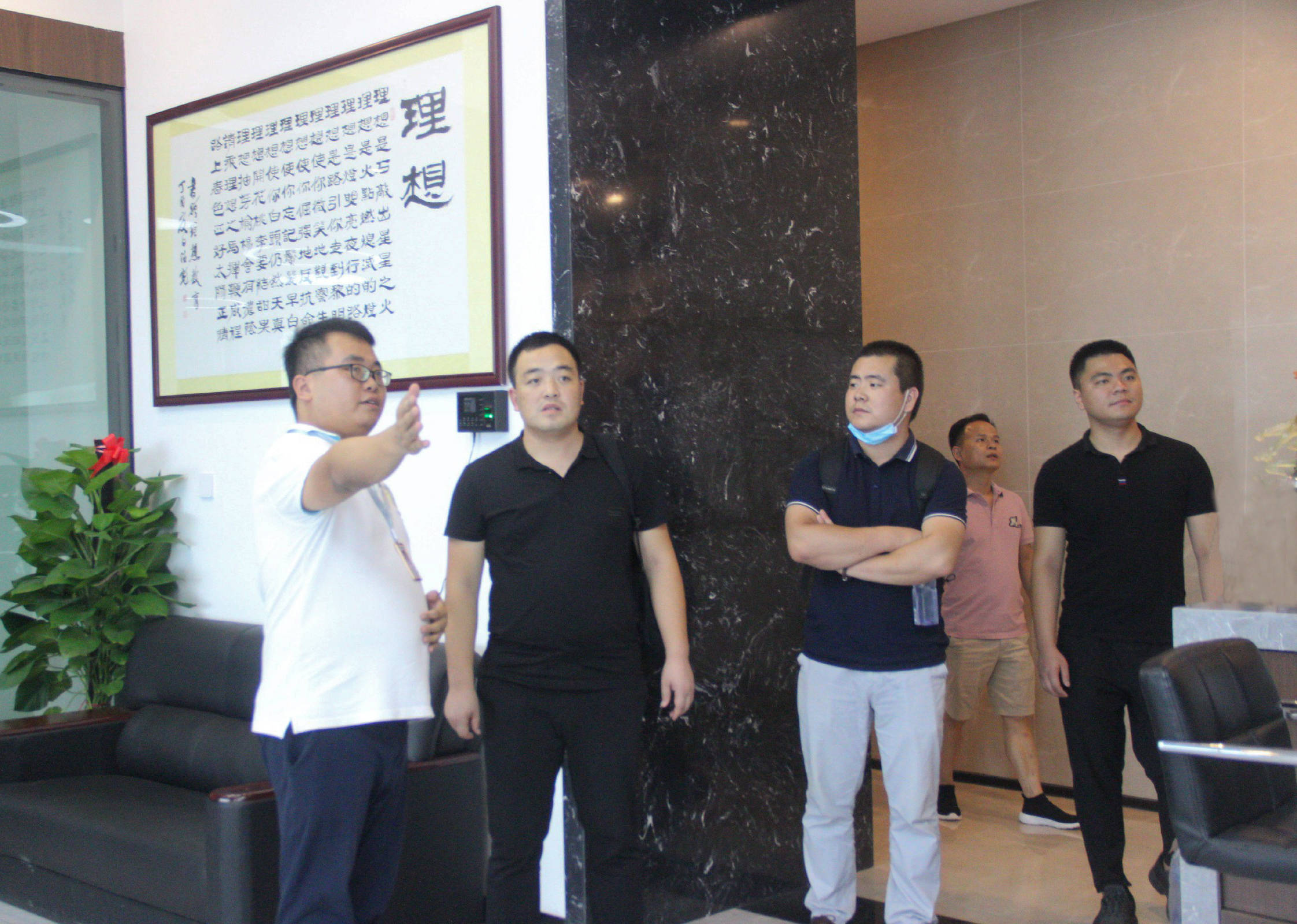 教育|热烈欢迎江西、湖南地区学校领导莅临理想教育集团考察交流