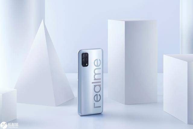 测评盘点|realme真我V5抢先体验：给竞争对手们打了个样