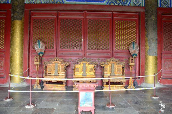 陵墓|探访清东陵，这座陵墓埋葬了一位皇帝，四位皇后，四十八位嫔妃