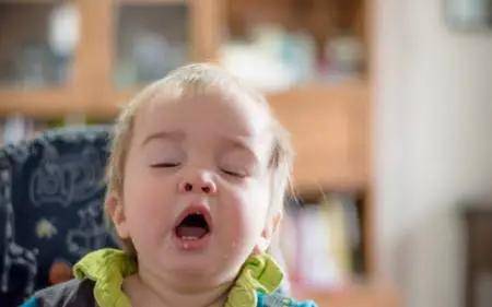 高发期|三伏天是热感冒的高发期!有孩子的家庭一定要这样护理!