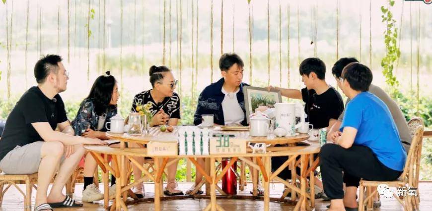 白皮|娱乐圈最新冷白皮冠军，生图让所有女星黯然失色！