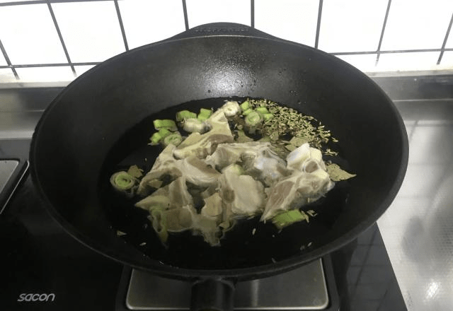 怎么做红烧牛脊骨 c4591e55e3524b97bebbbc021ab1d6a4.png