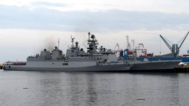 吨位直逼054A，火力确实有056水平，奇葩的印度护