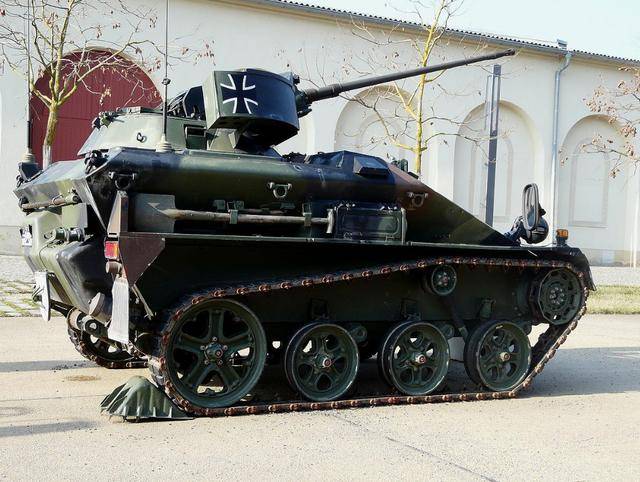 德军装甲部队里的多面手, 生产于捷克斯洛伐克的