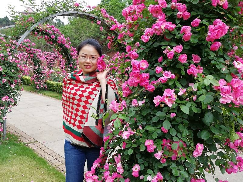 教师风采|资阳市雁江区幸福博文学校教师个人风采展示系列之——站成永恒