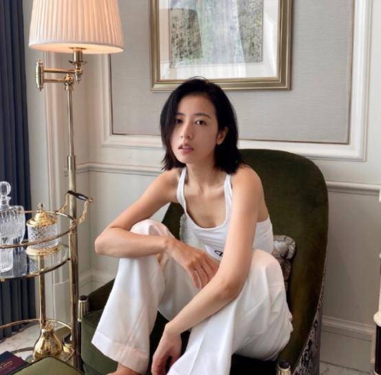 少年感的女生照片 46ddc2f47119405c8ce69305f02c66ec.jpeg