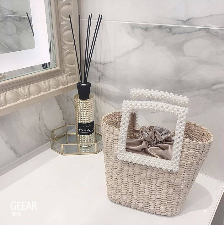 Ins|默默占据Ins版面：Zara这款珍珠包包彰显奢华感细节！