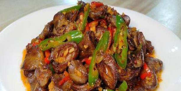 酱辣肉丝的做法 8b1d2c8eaf8c40eda615d5d4ba7accb6.jpeg