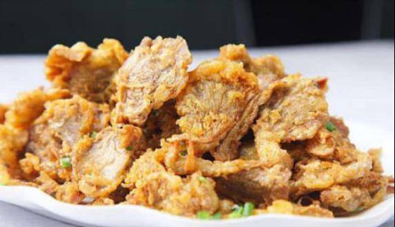 爱游戏官方入口-
精选美食:酥炸平菇 洋葱炒面 酱椒炒鸭杂 苦瓜拌虾仁的做法(图1) 爱游戏官方入口-
精选美食:酥炸平菇 洋葱炒面 酱椒炒鸭杂 苦瓜拌虾仁的做法(图1)
