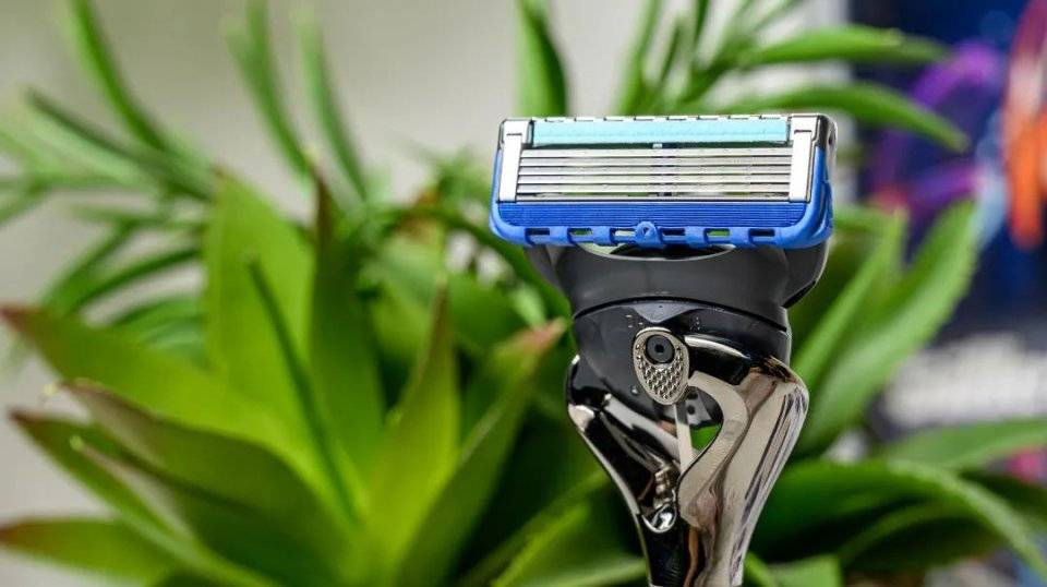 男友|屈臣氏摇一摇就免单，Olay小白瓶、沙宣…