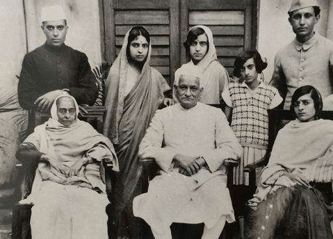 原创印度前总理拉吉夫·甘地遇刺身亡后,他的妻儿子女结局如何?