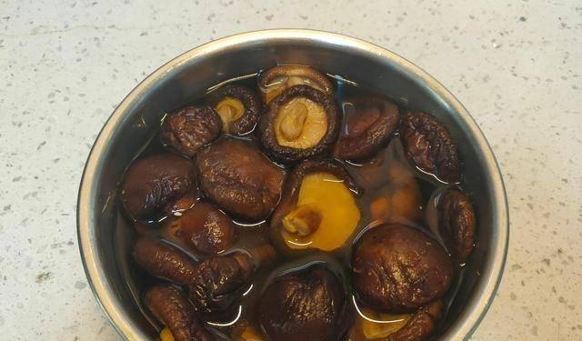 自己怎么做香菇酱好吃 db154db18e09443497b636c7708c71fd.jpeg