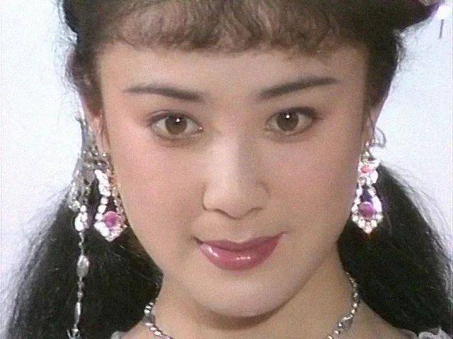 56岁傅艺伟曾是最美苏妲己，却二婚失败吸毒自毁