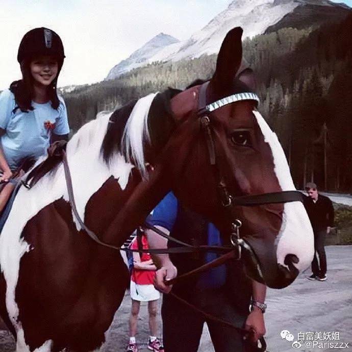 I'am|上海15岁富二代背景神秘不可说，王菲女儿都不敢抢她风头？