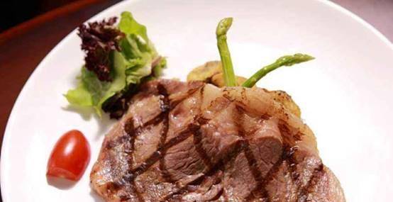 中国为什么进口那么多牛肉呢 f13774eca66547498368481c56680c58.jpeg