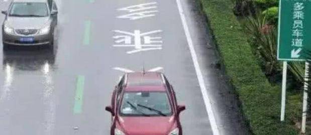 坐副驾驶不系安全带扣多少钱 5436db7de8a04546980e7ab6579aaed2.jpeg