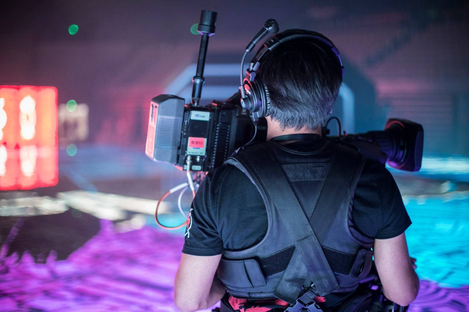 持股|爱奇艺拟赴港二次上市？百度掌握实控权，小米持股15.1%