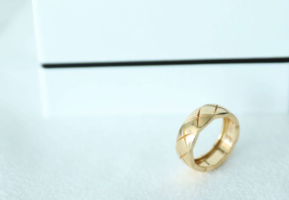 Boy|爱有姿态万千：你是爱自己，还是为爱改变自己？