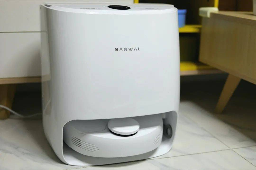 机器人|Narwal云鲸拖地机器人：科技江湖的“扫地僧”究竟有多强大？
