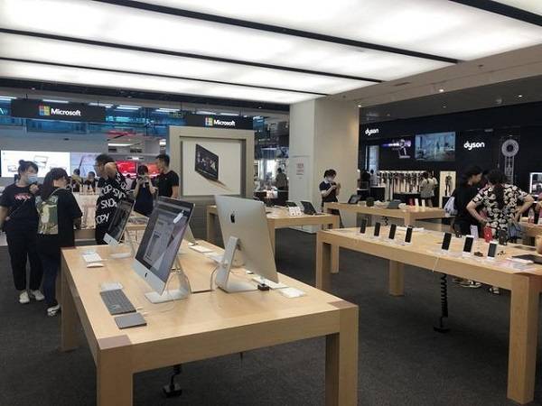 苏宁|家电3C巨头齐聚818，第一渠道苏宁易购何来如此“魅力”