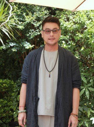 朱孝天回应患基因病登热搜：以莫名其妙状态第