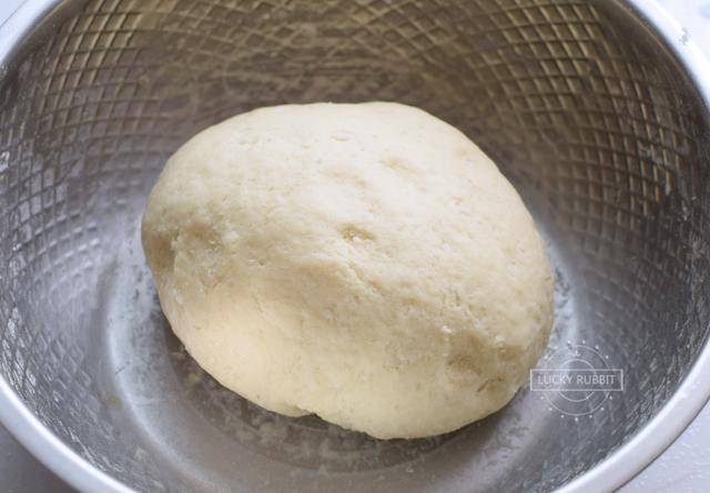 怎么做山药饼又软又薄 72cd3a62cf2d4ffbb67b61ca36ab7f34.jpeg