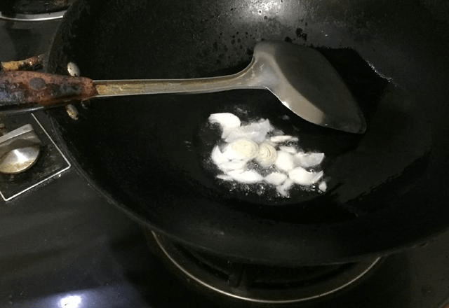 怎么把鸡蛋炒得碎碎的 674d57b35ead439486aafc9ab466f4e2.png