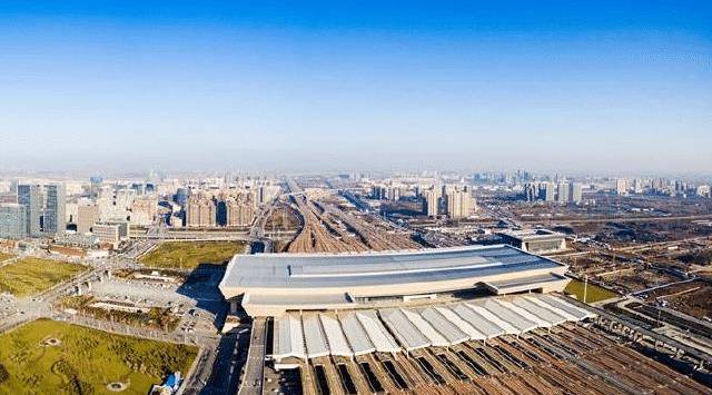 郑州gdp2019超青岛_青岛gdp2019全国排名(3)