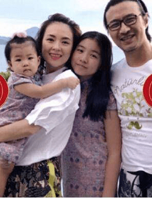 视频|原创汪峰大女儿晒舞蹈视频，位居C位嘻哈范十足，这是为出道做准备？