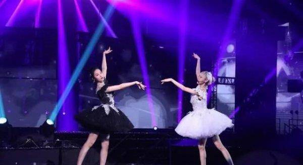 SNH48总决赛孙芮勇夺第一，虞书欣赵小棠深夜祝贺，不愧是好姐妹！