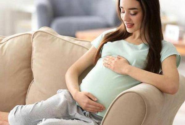 临近预产期，建议孕妈尽早戒掉几个动作，以免耽误胎宝顺利入盆