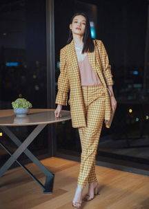 原创舒淇可塑性太强，穿人鱼裙美得像蓝色妖姬，超模气质别人都学不来