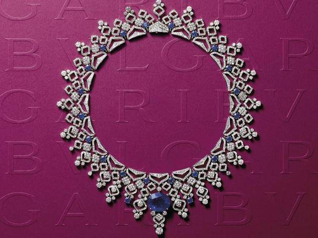 蓝宝石|夏季特选蓝色珠宝透心凉：蓝钻、蓝宝石、海蓝宝，该如何选择？