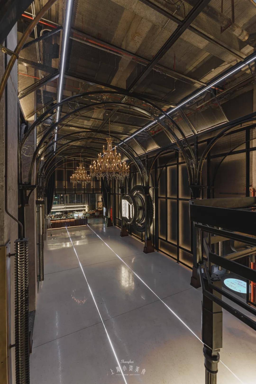 赛博|24H不打烊，赛博朋克复合咖啡空间太时髦！