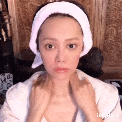 fa|金莎的脸肿成了黄圣依1.5倍，这是又do了？